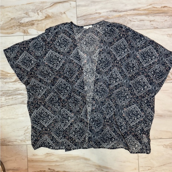 Maurices Sheer Paisley Kimono Cardigan – Navy Blue S/M - Picture 2 of 8
